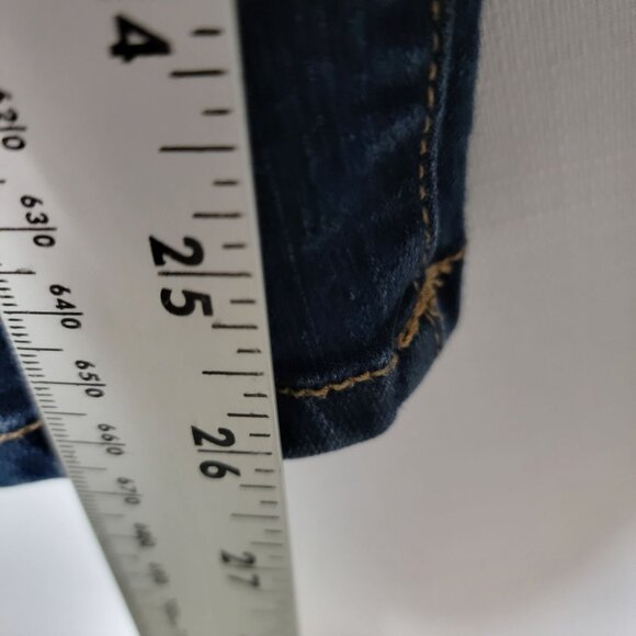 Lane Bryant Womens Jeans Size18 Mid Rise Tapered Leg Whiskered Blue Denim - Picture 5 of 12